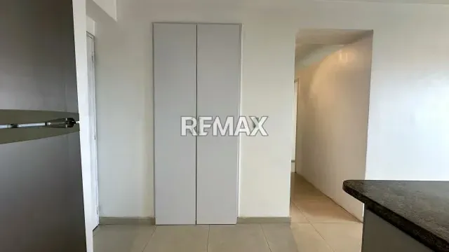 Apartamento actualizado y amoblado en la Urb El Peñon - 6