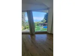 View 16