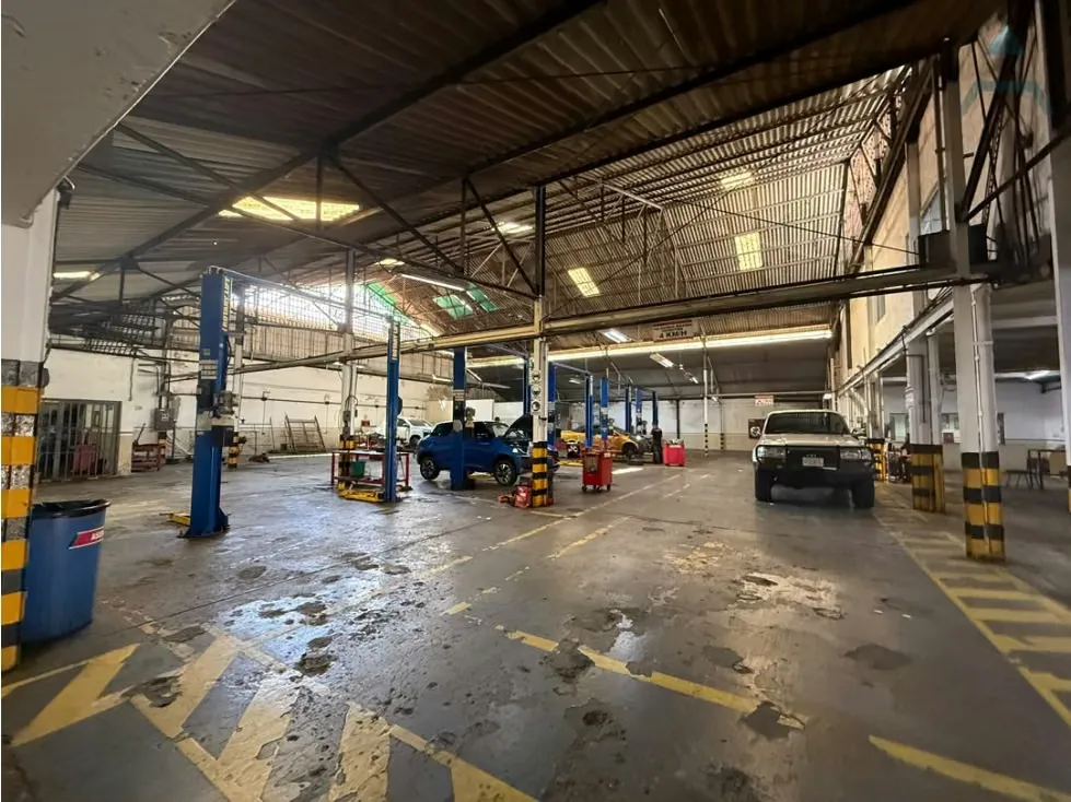 Se vende/alquila Galpon 3.000m² Av Nueva Granada - 16