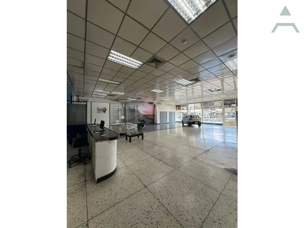 Se vende/alquila Galpon 3.000m² Av Nueva Granada - 5