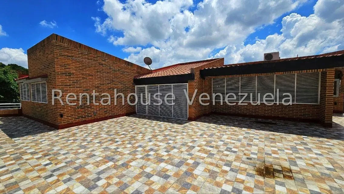 Casa (Multipes Niveles) en Venta en Cumbres de Curumo, Distrito Metropolitano - 27