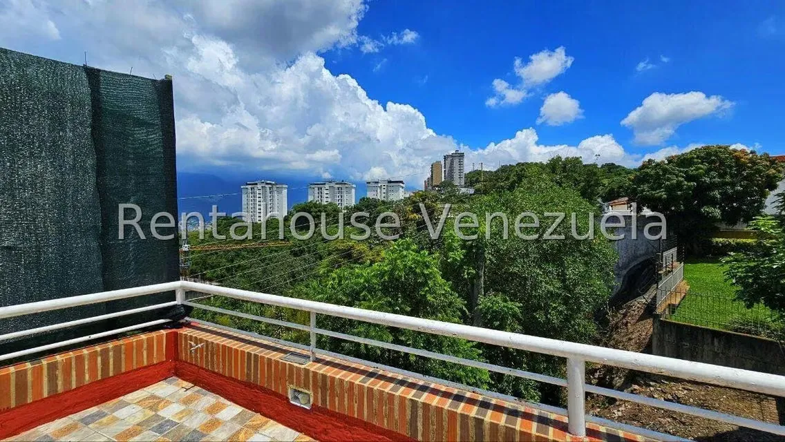 Casa (Multipes Niveles) en Venta en Cumbres de Curumo, Distrito Metropolitano - 29