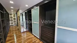 Vista 56