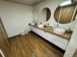 Vista 42