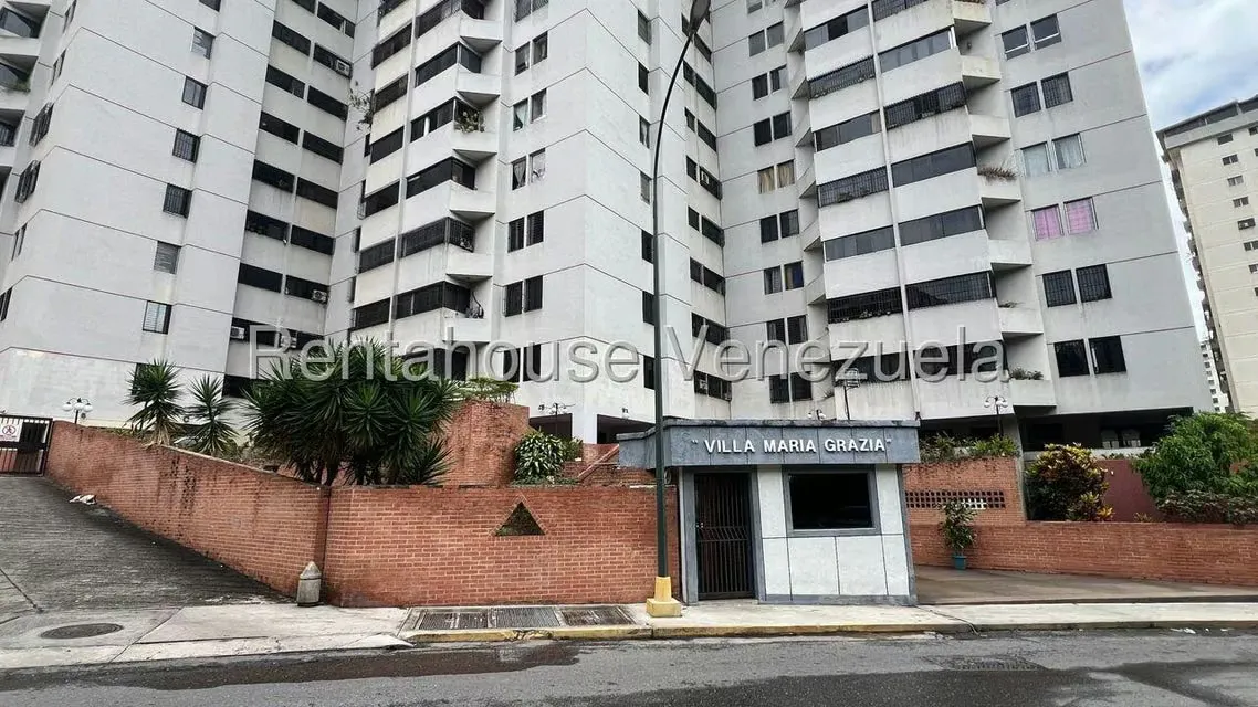 Apartamento (Duplex) en Venta en Lomas del Avila, Distrito Metropolitano - 11