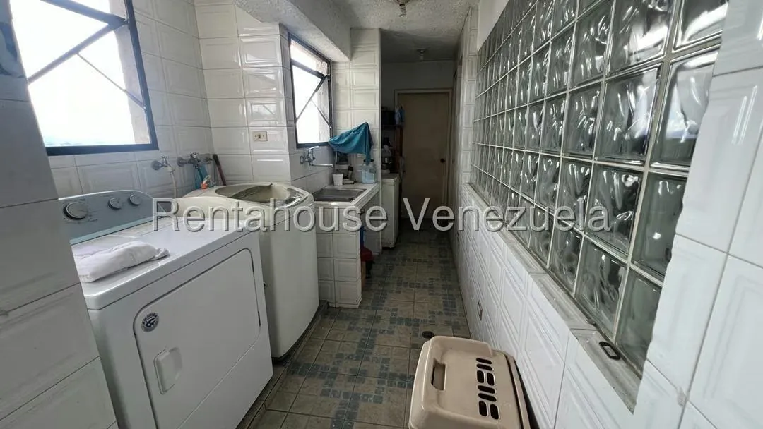 Apartamento (Duplex) en Venta en Lomas del Avila, Distrito Metropolitano - 34