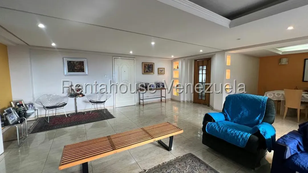 Apartamento (Duplex) en Venta en Lomas del Avila, Distrito Metropolitano - 38