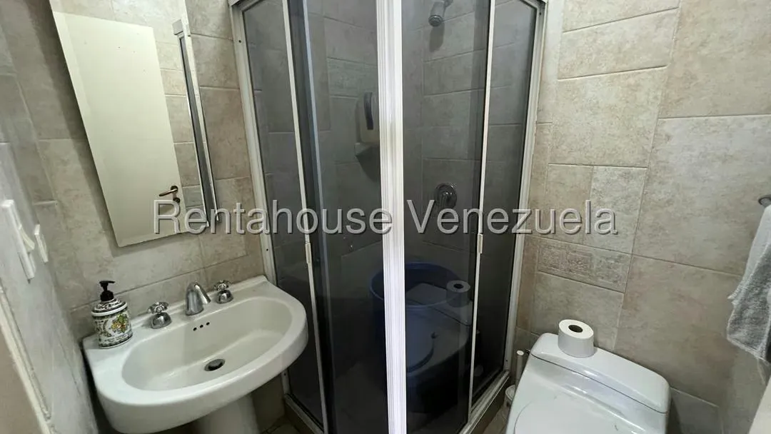Apartamento (Duplex) en Venta en Lomas del Avila, Distrito Metropolitano - 44
