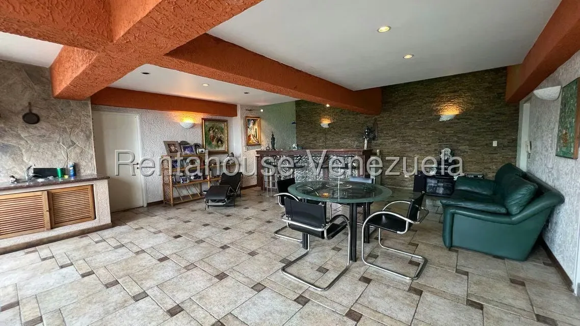 Apartamento (Duplex) en Venta en Lomas del Avila, Distrito Metropolitano - 9