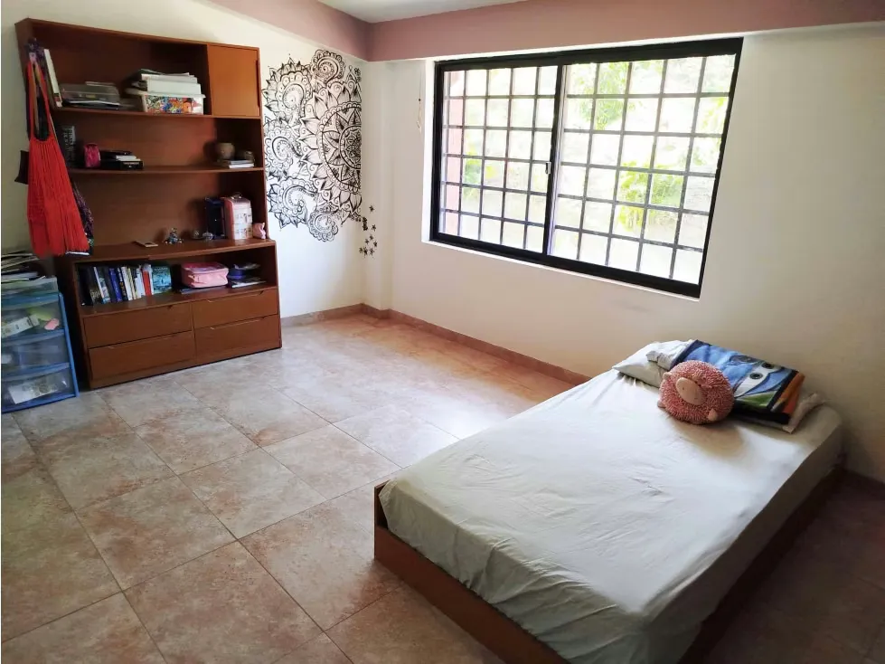 AMPLIA Y HERMOSA CASA EN VENTA EN LOMAS DE MONTE CLARO - 18