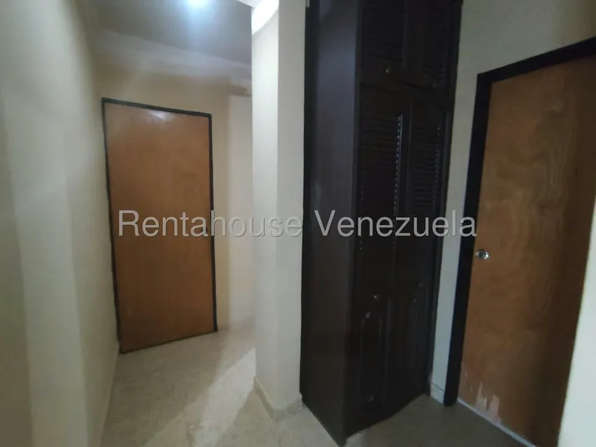 Casa (Duplex) en Venta en Villa Contemporanea, Portuguesa - 15