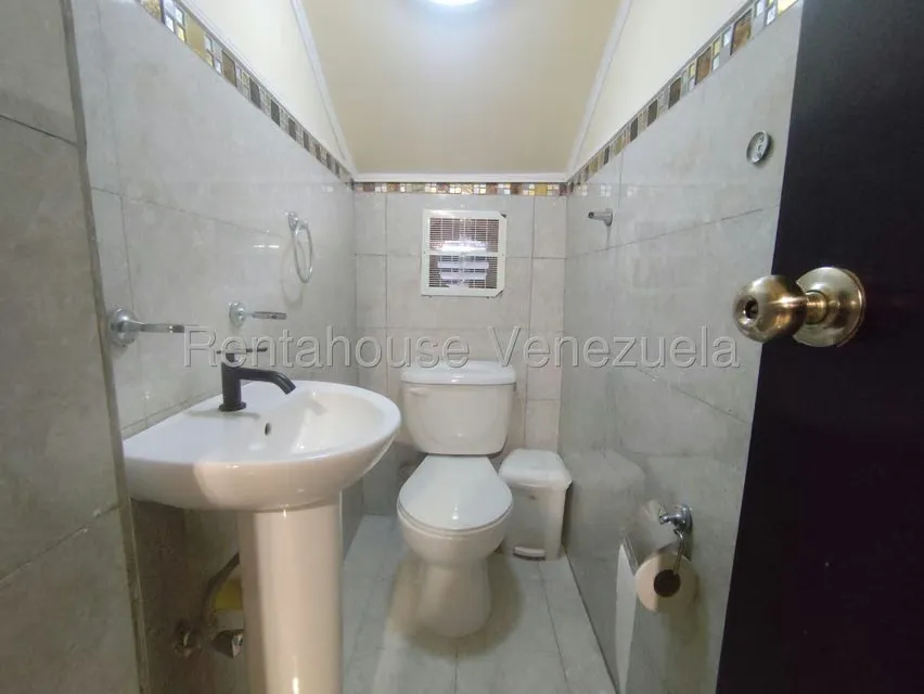 Casa (Duplex) en Venta en Villa Contemporanea, Portuguesa - 7