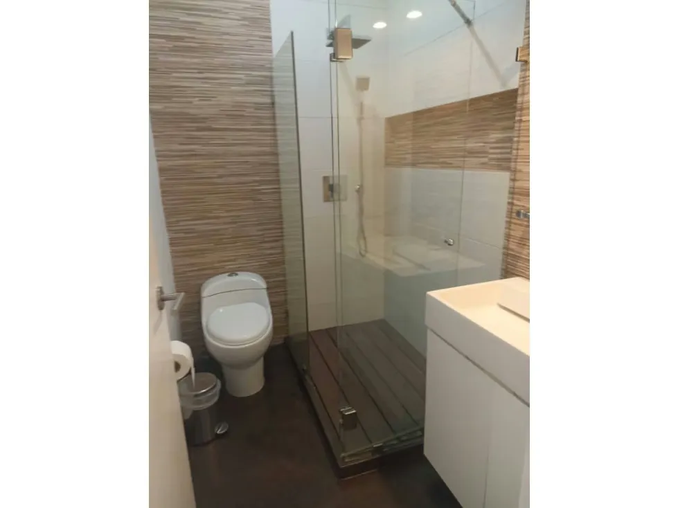 Se vende apartamento tipo PB 340m2 Los Samanes 1446 - 18