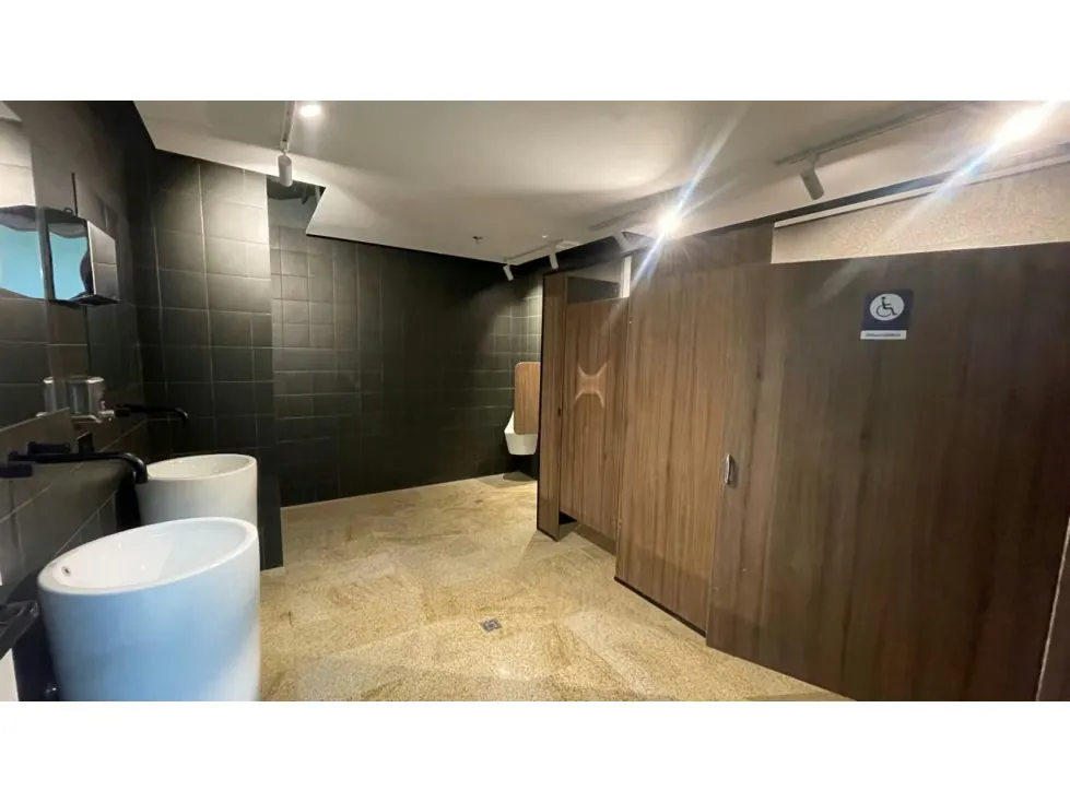 En Venta Oficina Torre Madrid Las Mercedes 103m2 - 7