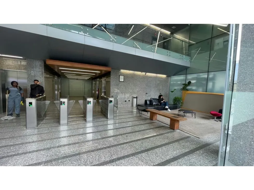 En Venta Oficina Torre Madrid Las Mercedes 103m2 - 9