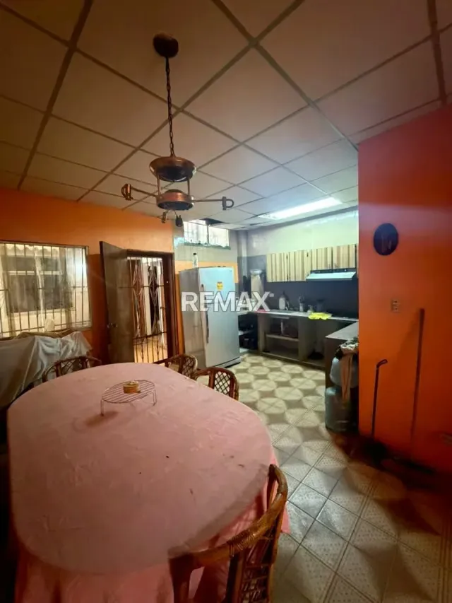 Venta de Casa, Calle Argentina de Catia - 7