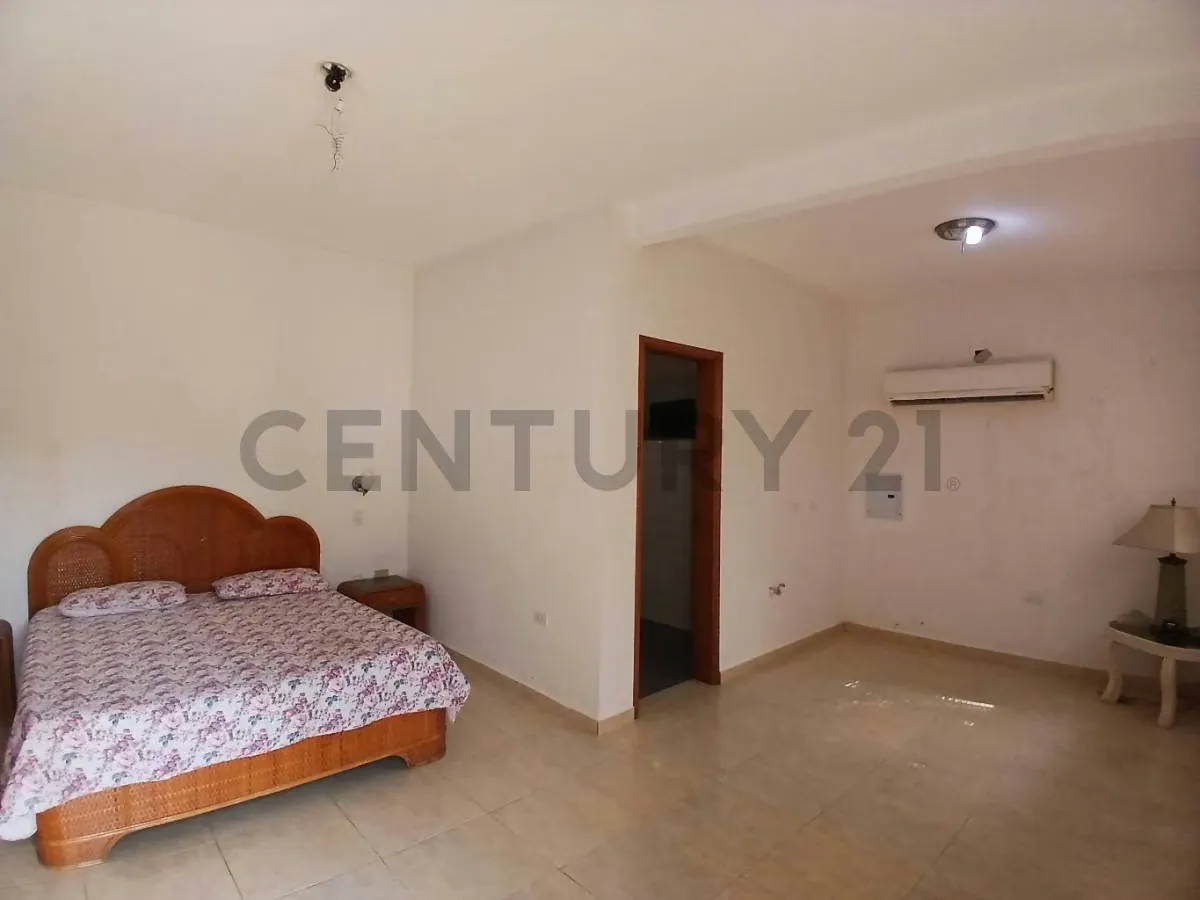 CASA EN EXCELENTES CONDICIONES CON ANEXO INCLUIDO - 8