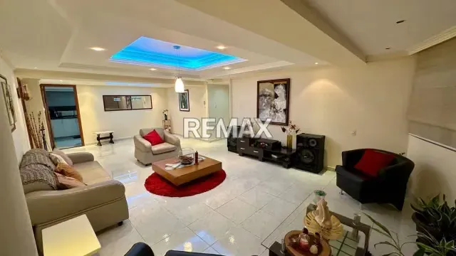 Venta de Apartamento Res. Churún Merú OPORTUNIDAD EN LA TRIGALEÑA! - 12