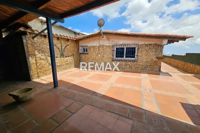 Venta Propiedad Multifuncional en El Junquito - 13