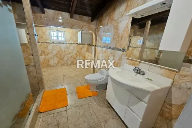 Venta Propiedad Multifuncional en El Junquito - 10