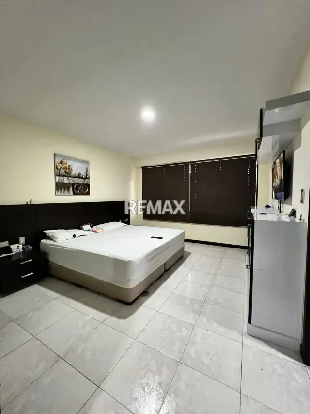En Venta hermoso apartamento de 195 m² con todos los servicios en el Este de Barquisimeto - 10