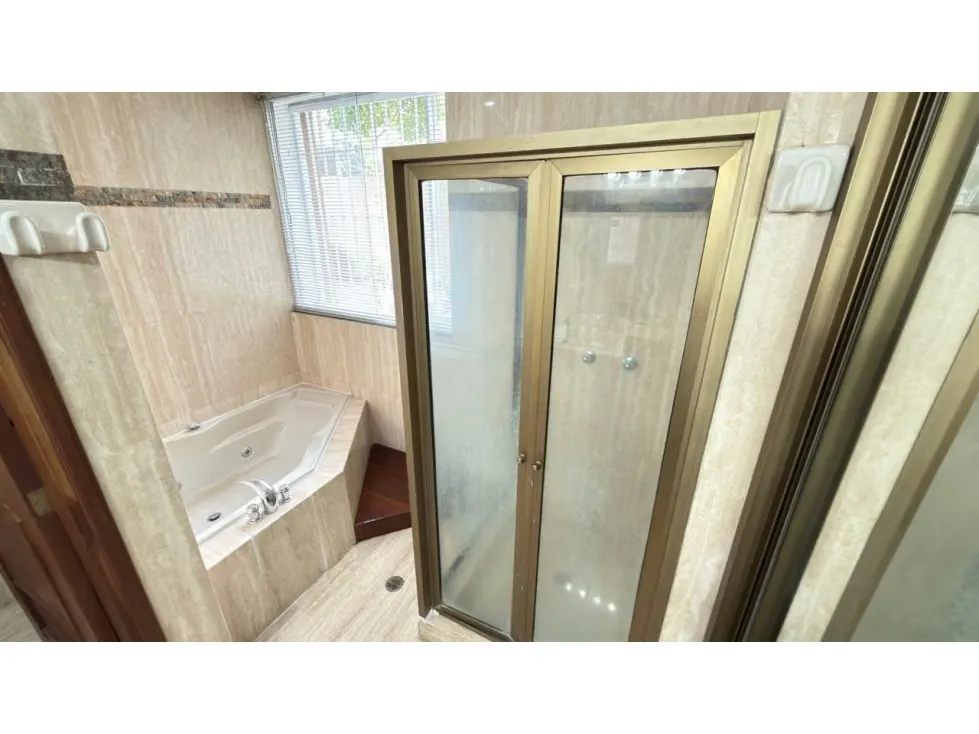 AP-Venta de apartamento (PB) en Santa Fe Sur 3H+S/3B+1/2B+S/2P - 11