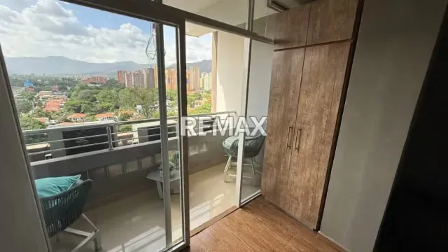 Apartamento en Alquiler – Urbanización Las Chimeneas - 12