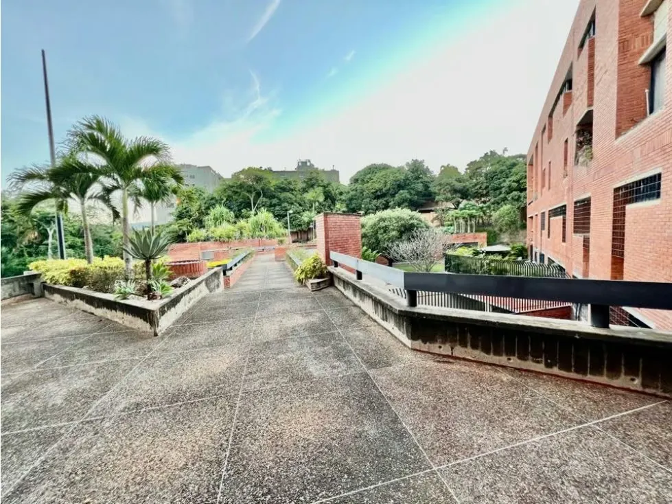 Se vende PB 450m2 3h+s/4b/3p Chulavista - 29