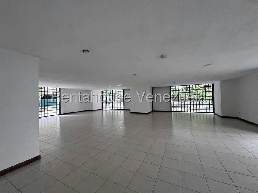 Apartamento (1 Nivel) en Venta en El Cigarral, Distrito Metropolitano - 36