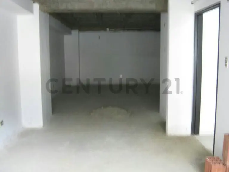 Edificio de oficinas por concluir - 4