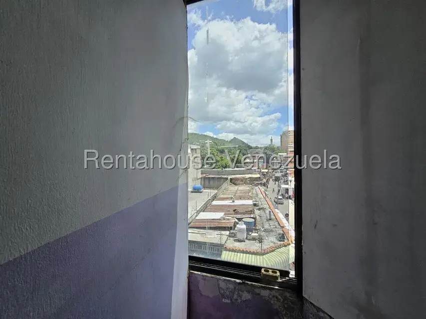 Local Comercial en Alquiler en Guarenas, Miranda - 17