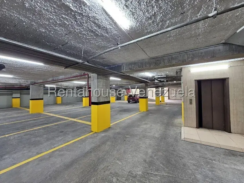 Local Comercial en Alquiler en Guarenas, Miranda - 19