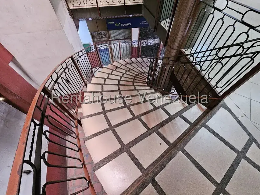 Local Comercial en Alquiler en Guarenas, Miranda - 3