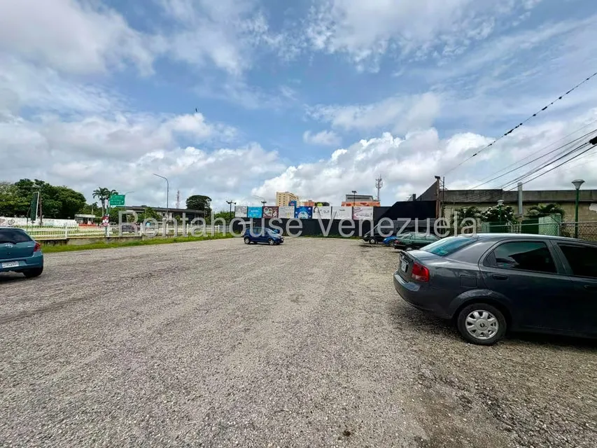 Apartamento (1 Nivel) en Venta en Patarata, Lara - 2