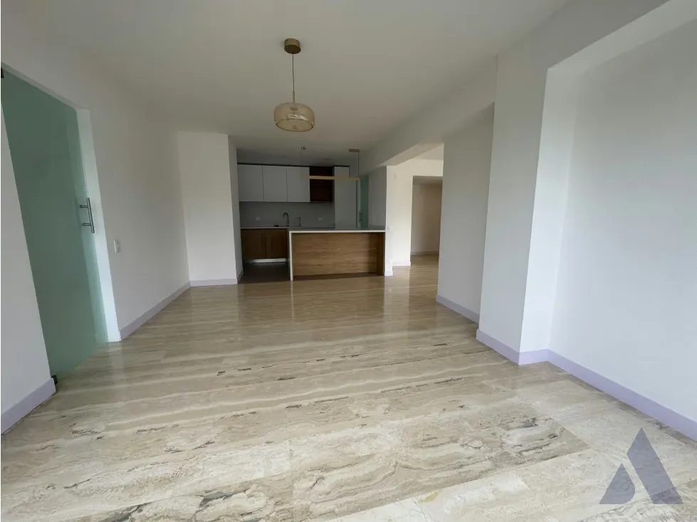 Se vende apartamento 201m2 Altamira 3521 - 13