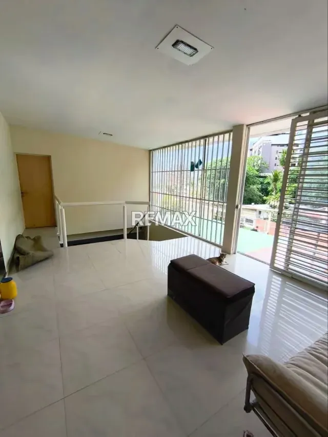 Venta de casa Comercial o Residencia en Colinas de Bello Monte - 3