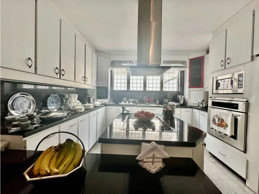 Copia de Se vende casa 600m2 4h+2s/6B/7p Lomas de la Lagunita - 8