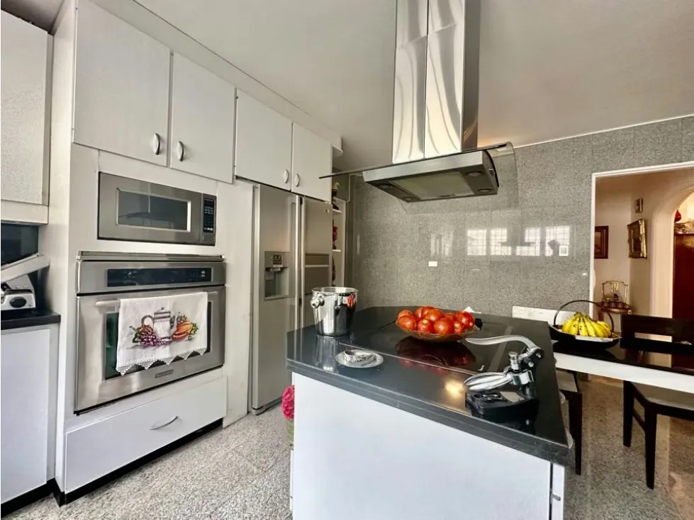 Copia de Se vende casa 600m2 4h+2s/6B/7p Lomas de la Lagunita - 10