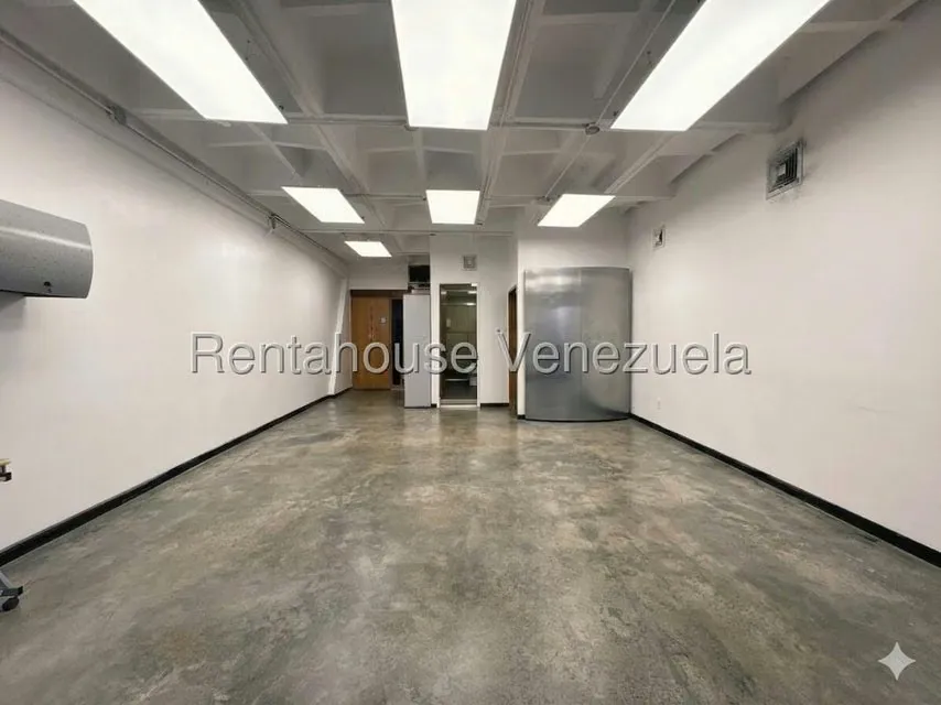 Oficina en Alquiler en Chuao, Distrito Metropolitano - 2