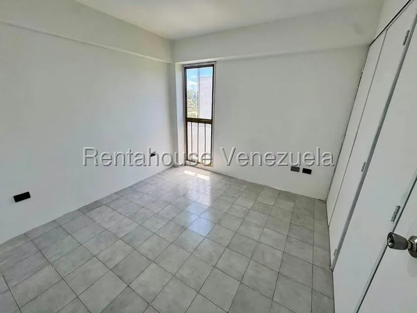 Apartamento (1 Nivel) en Venta en Las Minas, Miranda - 12
