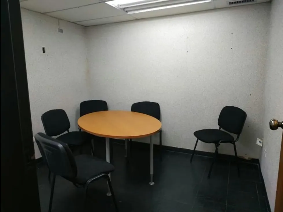 Vendo oficina 280m2 El Rosal 5787 - 12