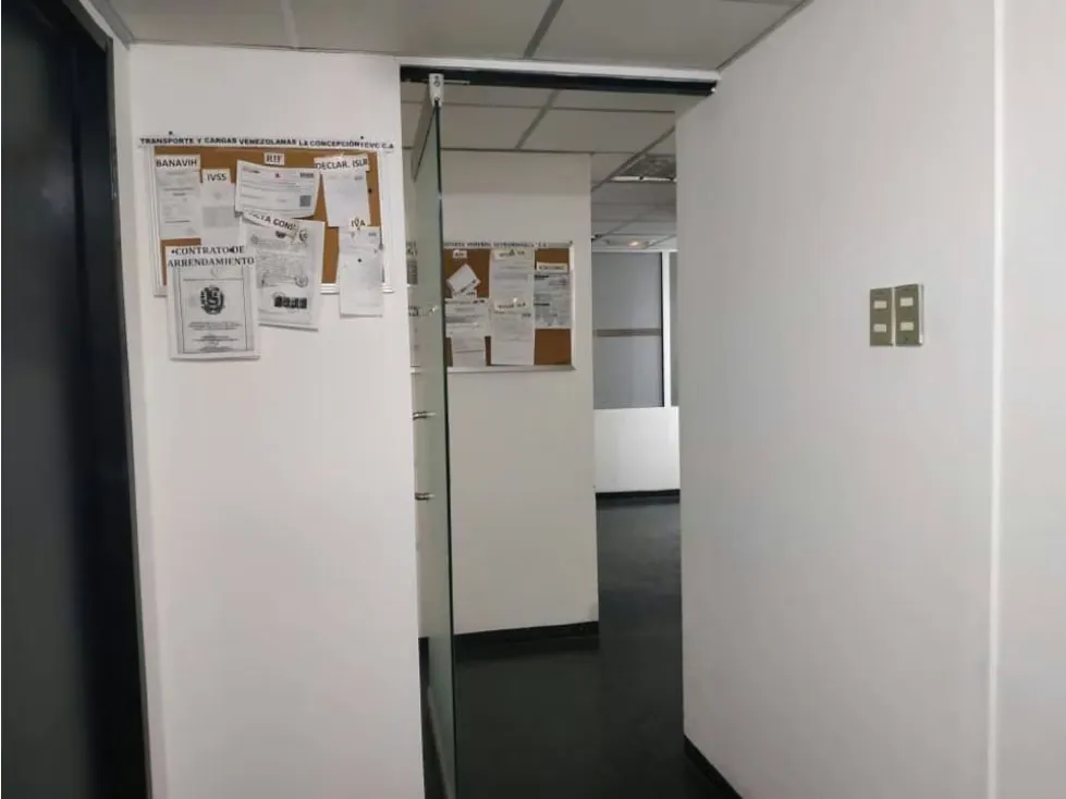 Vendo oficina 280m2 El Rosal 5787 - 13