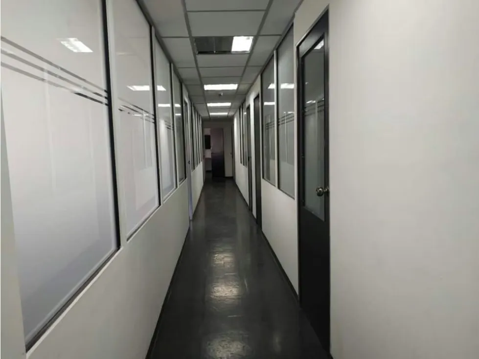 Vendo oficina 280m2 El Rosal 5787 - 2