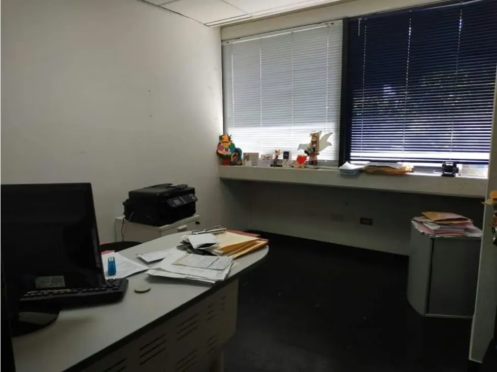 Vendo oficina 280m2 El Rosal 5787 - 5