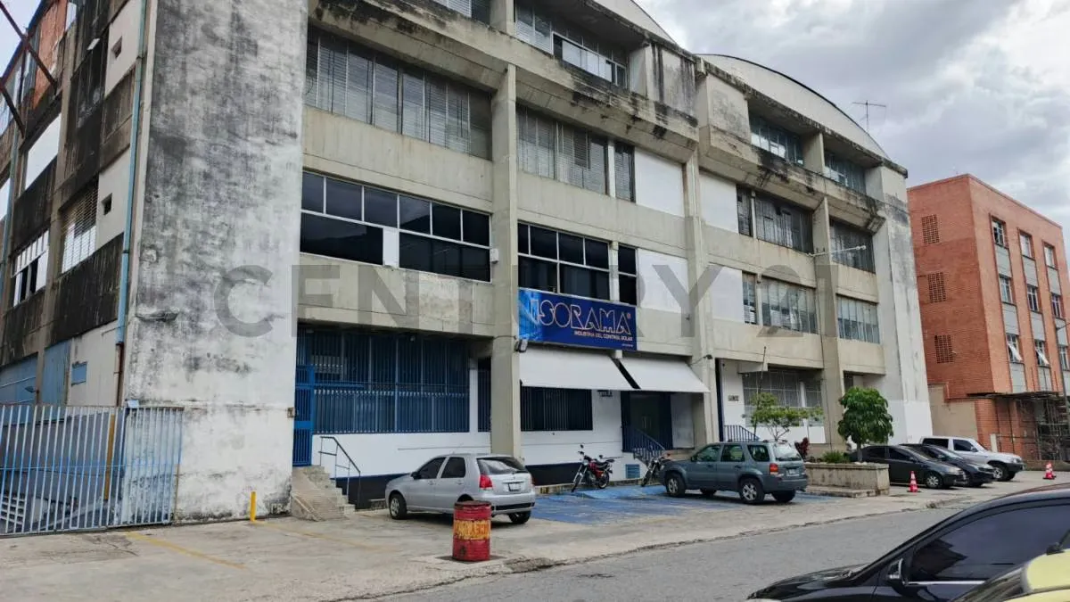 Venta Galpon Industrial 100 % intacto Boleita Norte Mun. Sucre - 7