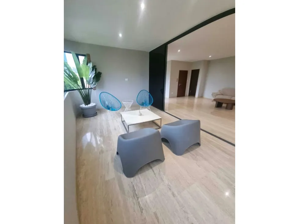 Alquilo apartamento c/vista 240m2 Colinas de Valle Arriba 7143