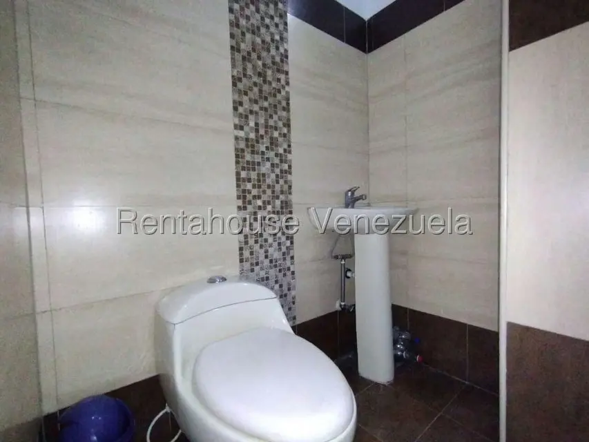 Local Comercial en Venta en Centro, Lara - 12