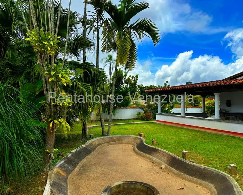 Casa (1 Nivel) en Venta en La Lagunita Country Club, Distrito Metropolitano - 4