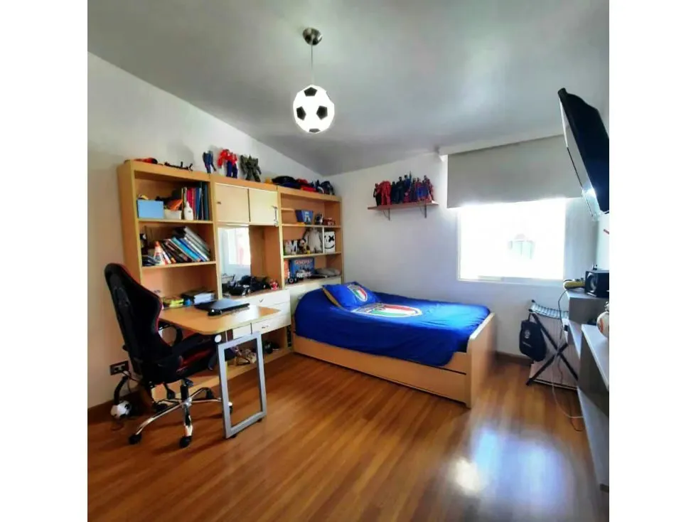 Casa en Venta Alto Prado 4H/ 4B/ 2P - 24