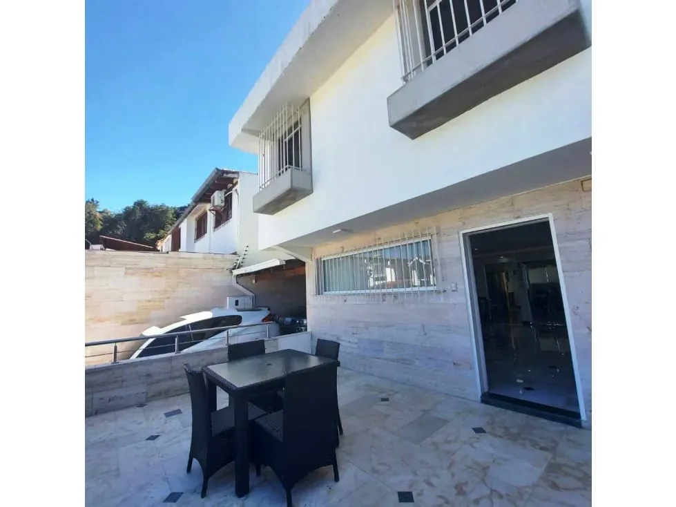 Casa en Venta Alto Prado 4H/ 4B/ 2P - 34